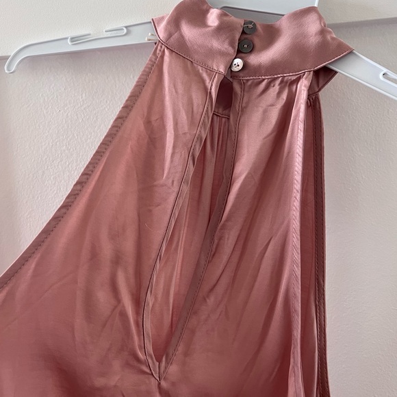 NWT - Satin mock-neck, smocked waist tank - Picture 4 of 4